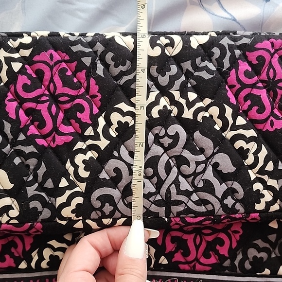 Vera Bradley Canterberry Magenta Purse - Picture 8 of 9